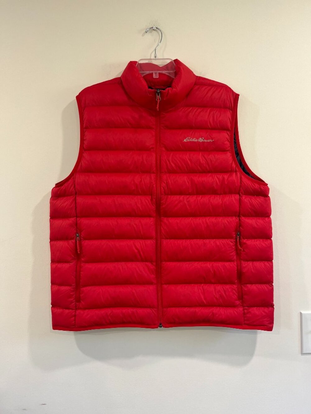 Eddie Bauer 650 Down Puffer Vest Men’s XL Red Lightweight Packable Nylon Red
